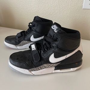 Nike Air Jordan legacy 312